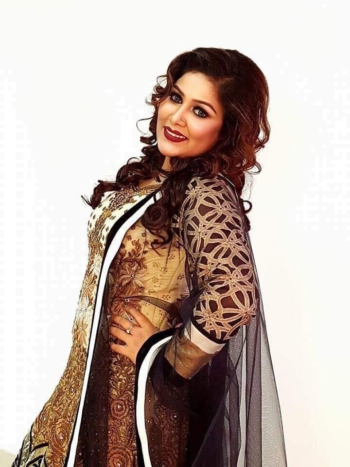 Popular Band / Folk Artist